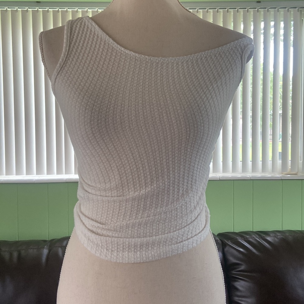 Missguided asymmetrical crop top